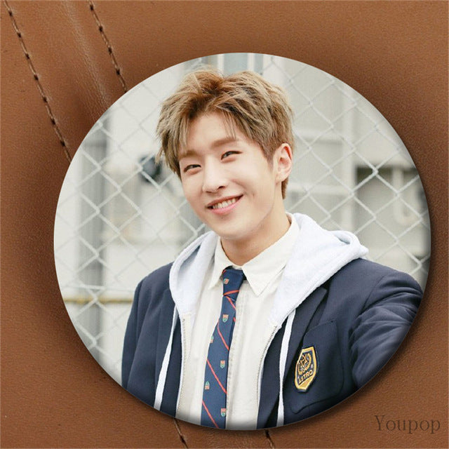 ASTRO Autumn Story Badges