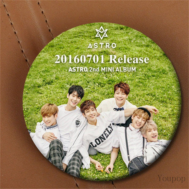 ASTRO Autumn Story Badges