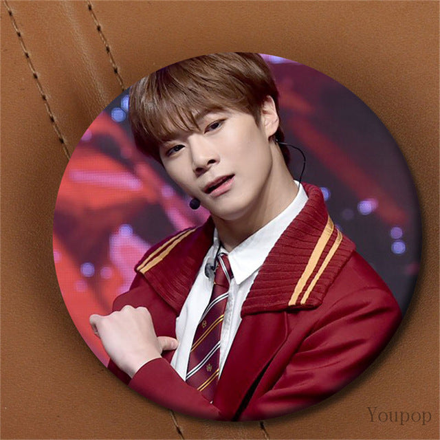 ASTRO Autumn Story Badges