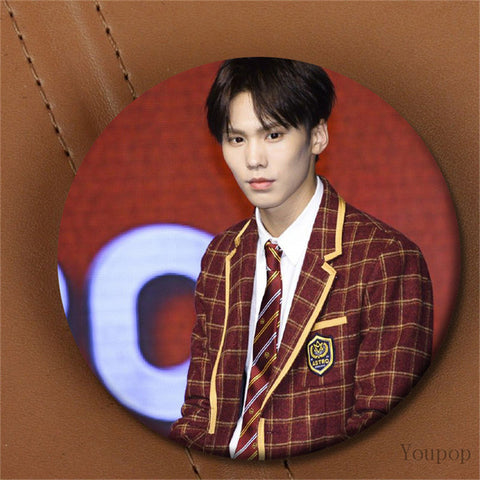 ASTRO Autumn Story Badges