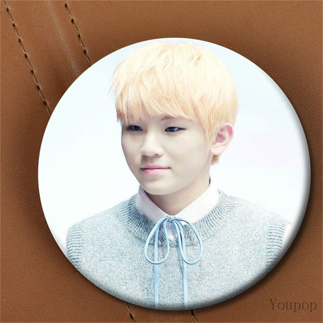 SEVENTEEN Love Letter Badges